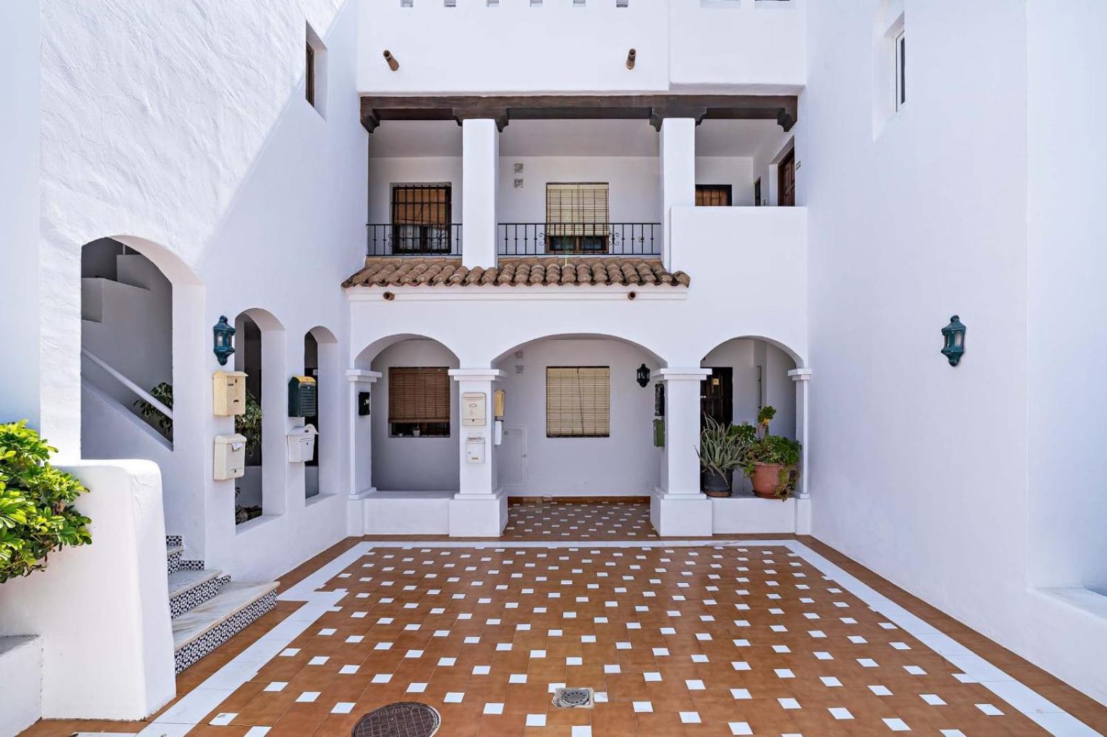 Ferienwohnung Capri - Pueblo Italia Roquetas de Mar Exterior foto