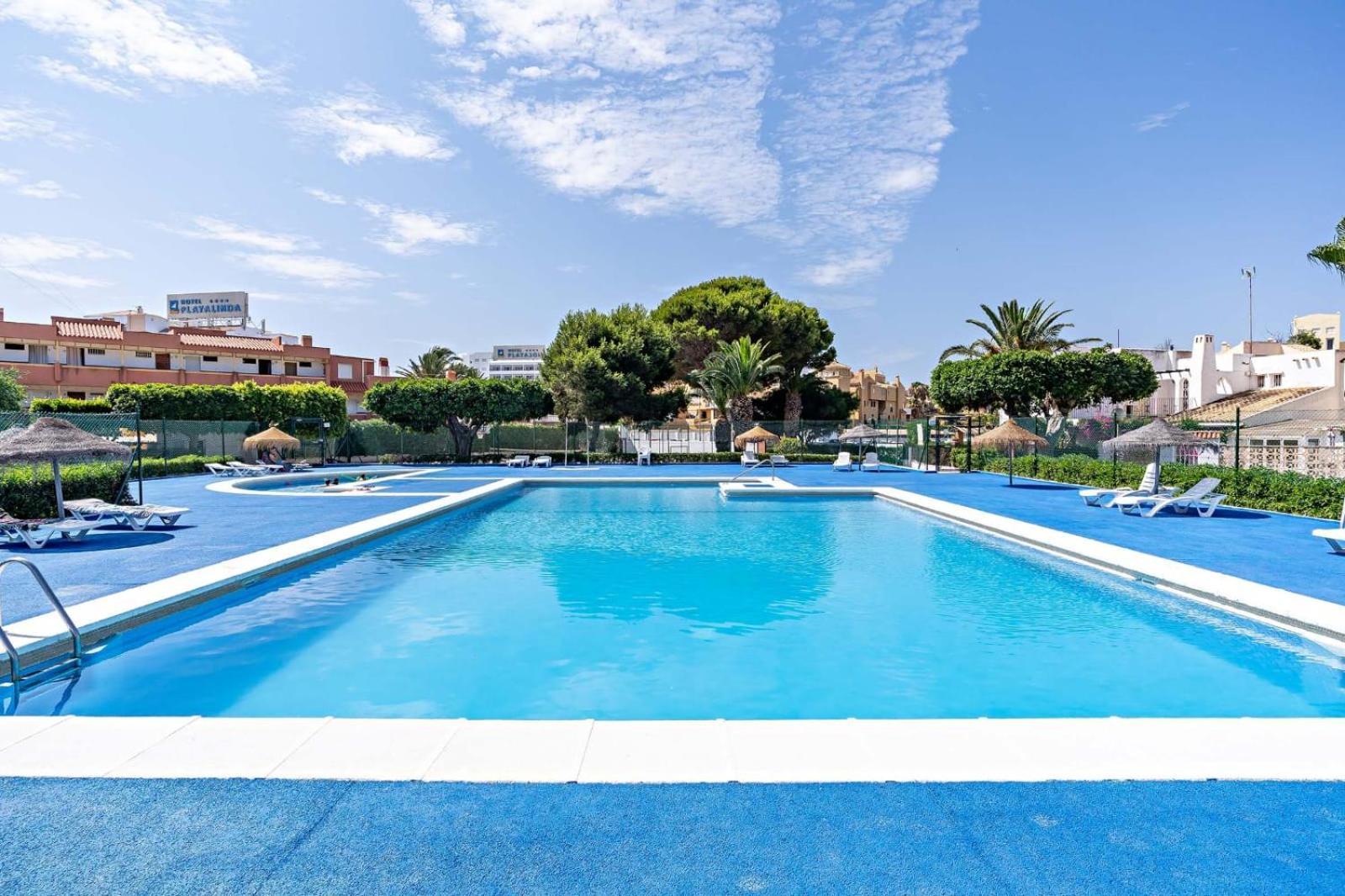 Ferienwohnung Capri - Pueblo Italia Roquetas de Mar Exterior foto